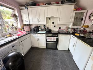 Kitchen- click for photo gallery